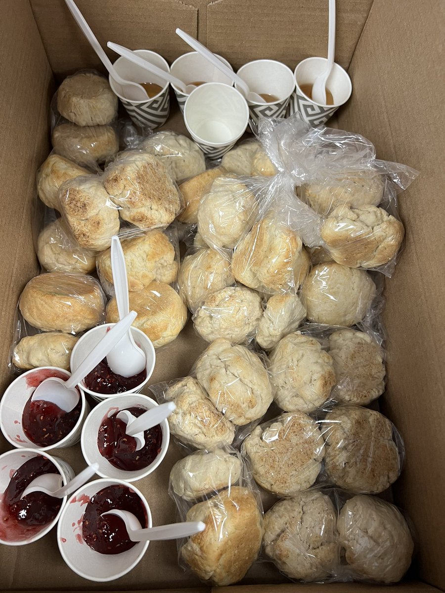 Dickinsfield tweet media