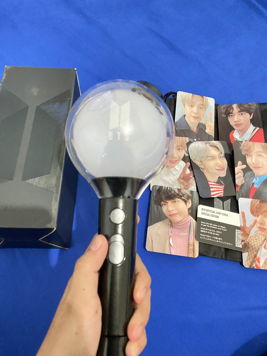 SOM_0019's tweet photo. ✨️ปล่อย BTS Official Light Stick Ver. SE พร้อมส่ง!!✨️

**ซื้อมายังไม่ได้ใช้เลยค่ะ เปิดทดสอบไฟอยู่บ้านเฉยๆ ค่ะ🙇🏻‍♀️

🌟 1,300 ฿ รวมส่งง พร้อมโอนลดได้ค่ะ
สนใจ DM สอบถามเพิ่มเติมได้นะคะะ💜
#ตลาดนัดบังทัน #ตลาดนัดBTS #แท่งไฟBTS https://t.co/qrILgdbR8X