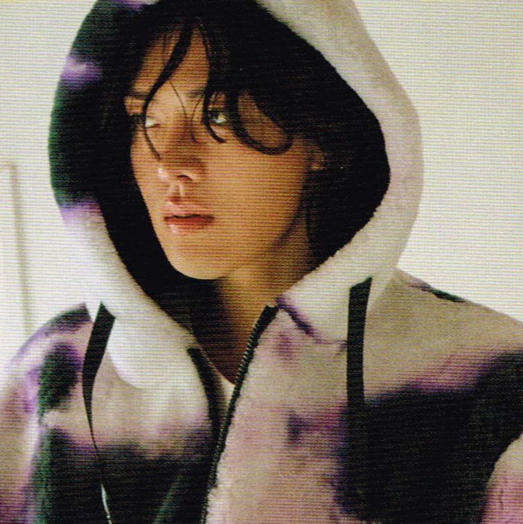 low quality nakamoto yuta tweet media