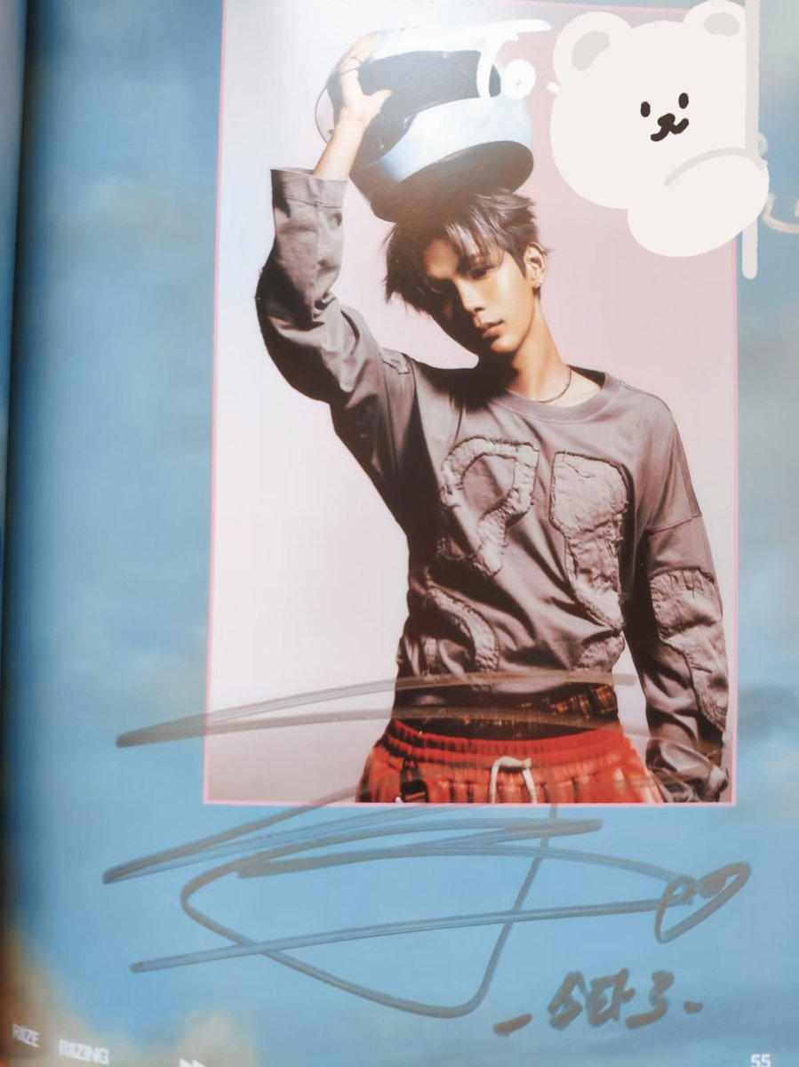 241020 KMS
Q：タロくんはいつもメンバーとイチャイチャしてめちゃスキンシップを好きな様子…メンバーを抱くのはどんな感じなのか聞きたい
🦌デカい（笑）
🪨友達みたい
🎸ネコ（即答）
💂かわいい（即答）
🦕かわいい でも デカい
Q：一番手触りいい人は誰？
🪨。体格が近いだから

#RIIZE #라이즈