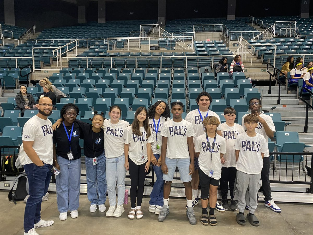 HaskettJH's tweet image. Our PALS program at HJH enjoyed their experience this morning at the Better Than Good Conference held by @HoustonJostens !! HJH student leaders came back with great ideas ready to implement for students and staffulty!! #WeAreHaskett #BetterThanGood
