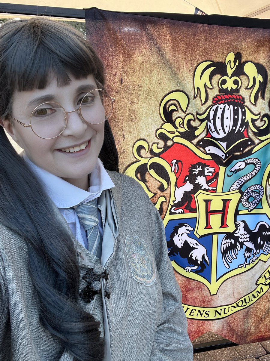amhcosplays's tweet photo. Today’s theme for the @cosplayover40 31 Days of Halloween is #HarryPotter, so here’s #Hogwarts’ #ghost with the most… wails and cries. 😄 I am hoping to have #Myrtle’s new vest and skirt done in the next week. Covid totally threw me off my #cosplay schedule!
#moaningmyrtle https://t.co/e0kF78PCJ3