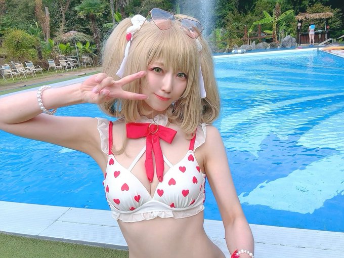 Twitterのコスプレ画像31