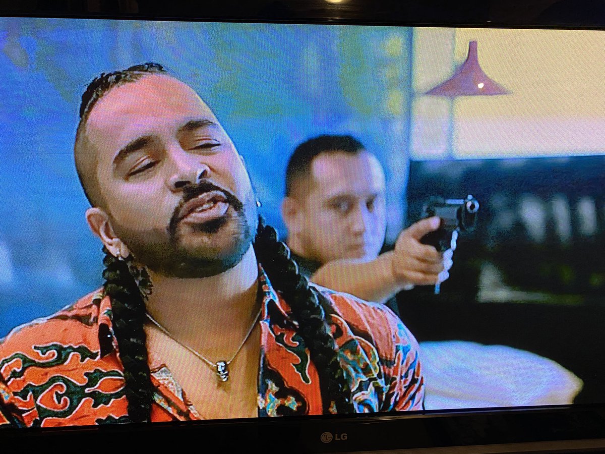 Ay en que te metiste #Tino <a href="/JoseRon3/">José Ron</a> 😭😭 #Papàsporconveniencia