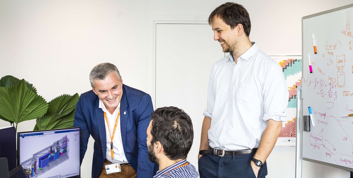 Le jumeau numérique du microréacteur nucléaire imaginé par NAAREA sert à modéliser et simuler son comportement. Le laboratoire développé avec Assystem va permettre de répondre à un calendrier ultra dynamique. swll.to/PkljK1M
<a href="/Assystem/">Assystem</a> <a href="/NAAREA_xamr/">NAAREA XAMR</a> #digitaltwin