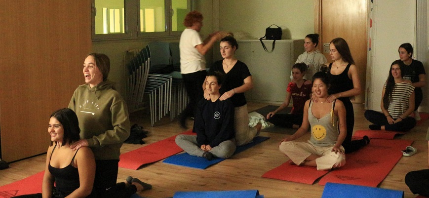 MUnibertsitatea's tweet image. ✒️ 🎹 Idazketa tailerra, kakorrratz, autozainketa eta piano ikastaroak, eta musika eta dantza egin dute Biteri ikastetxeko egoilarrek azken aste hauetan. 
Informazioa: ow.ly/aOji50TQyHJ  

#BiteriIKastetxea #LearningFromReality
#LearningFromPeople