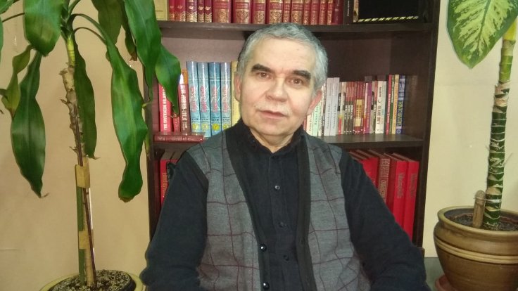 justmrhuman's tweet photo. Yeni Asya gazetesi GYY @gulecyuzk gözaltına alındı...

Sebebi, taziye mesajı yayınlamak...

Bu hukuksuzluğa herkes SES OLMALI

#KazımGüleçyüzüSerbestBırakın