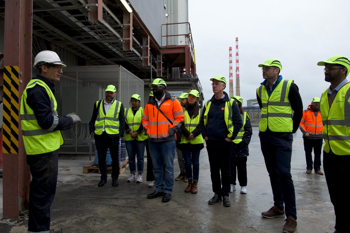 VIOTASEnergy's tweet image. VIOTAS were delighted to recently collaborate with one of our key customers, Ecocem Ireland, in co-hosting CRU Commissioner Fergal Mulligan and his team from the Commission for Regulation of Utilities (CRU) visit to their plant at Dublin Port.
#DemandResponse #FrequencyResponse