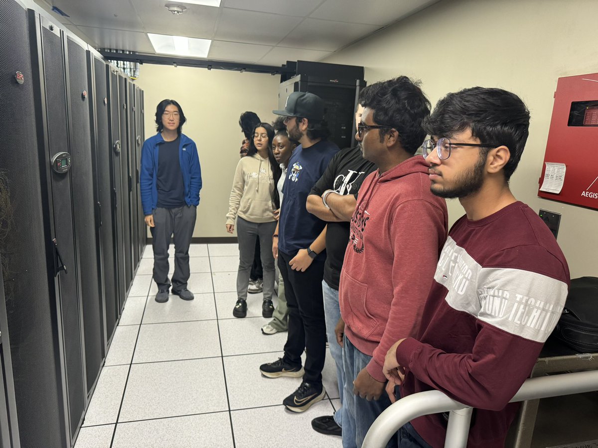SaidElMejdani's tweet image. The amazing club YmmNerds is offering a Coding/Design Web session at Keyano College Wednesdays October 23 and October 30 from 16:30 to 17:30 open to public room : CC267
#html #css #javascript #coding #design