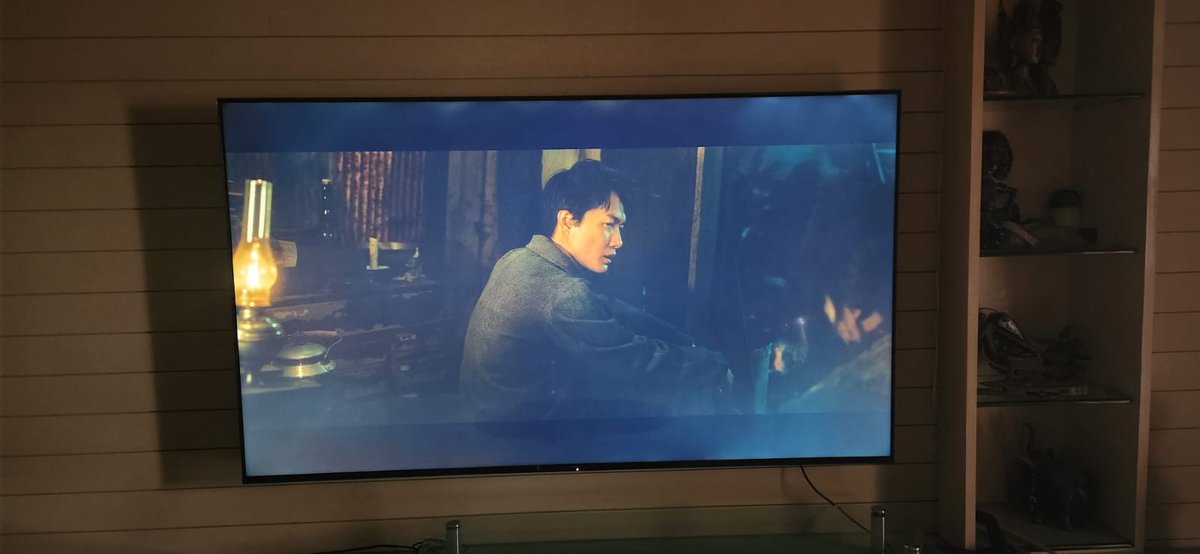 arctiem's tweet photo. @sony_india Bought a new 75" Bravia 3 series television. Found out that it had a crazy amount of backlight bleeding, put in a request to have the panel replaced with a non defective one within 7 days. 
The engineer visits my house and apparently he doesnt see an issue? Pathetic. https://t.co/xnUF6MDkkQ