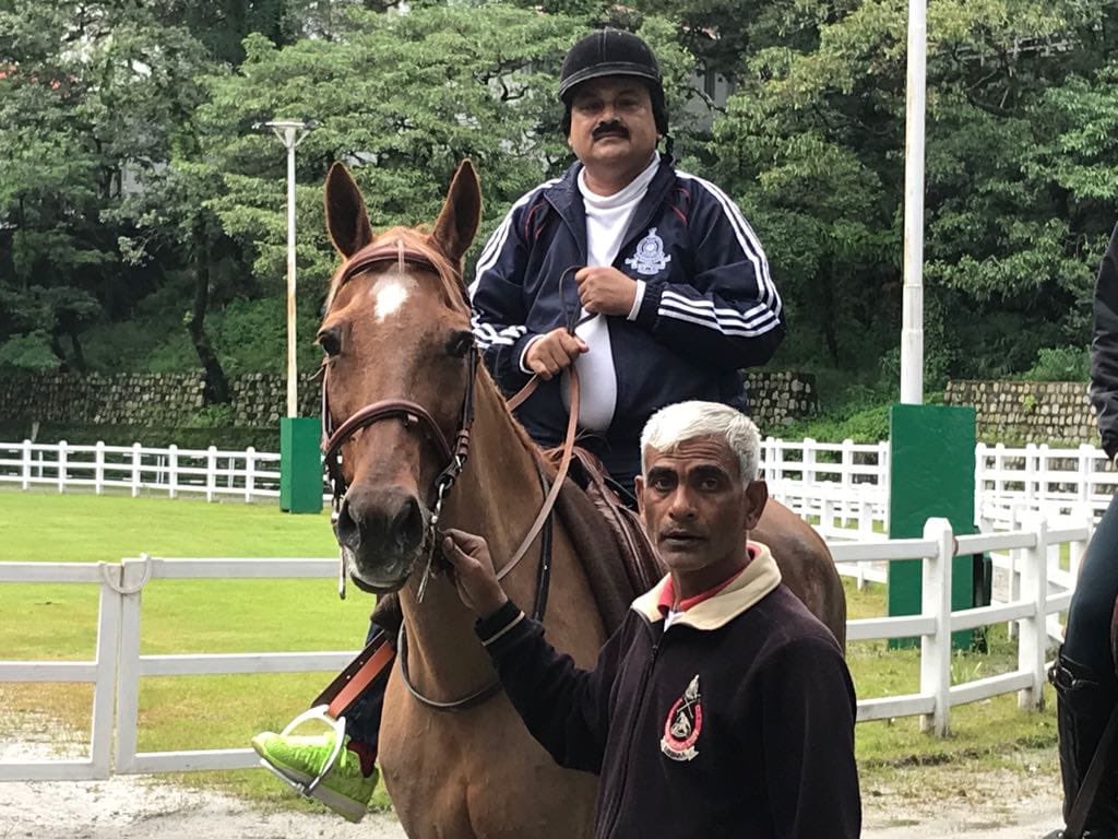 parthomishra's tweet image. Horse Riding during the IAS Training at LBSNAA, Mussoorie.  Memories relived... 😊
 
#HorseRiding #IASTraining #LBSNAA #Mussoorie #MemoriesRelived #OutdoorAdventures