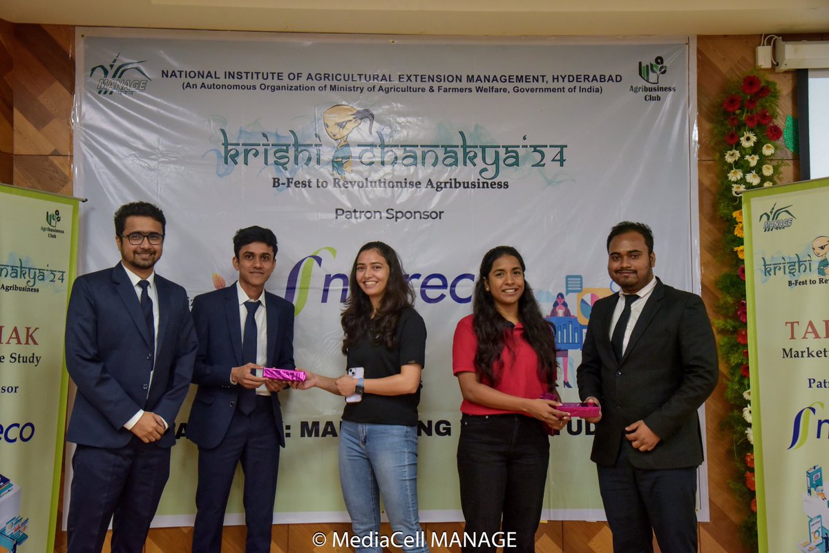 ABC_MANAGE's tweet photo. Participants were challenged to solve intricate real-life conundrums, pushing their intellectual boundaries to the national stage. This event not only inspired deep self-introspection but also ignited innovative ideas that hold the potential to reshape the future. 🌍💥 https://t.co/NNy3RWRjZK