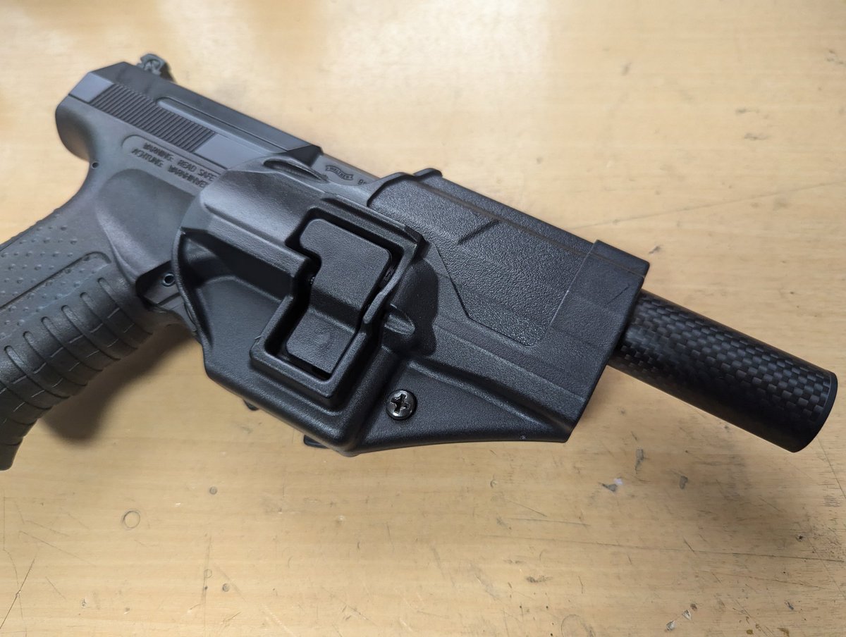 kumaichirou2's tweet image. ライラクスのスリムサイレンサー54mmを軍拡🧑‍🔧

このサイズならギリギリだがホルスターに入る🙆
ギリギリ過ぎから後で削るかも…w

肝心な消音効果は…微妙か😅

いや、長さから考えればかなり消音してると思う❗️

#P99