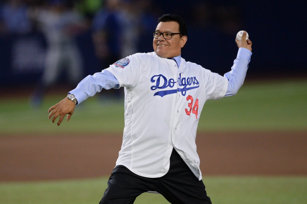 NotiClickGDL's tweet photo. El deporte está de luto 😓

A la edad de 63 años murió el ex beisbolista mexicano Fernando Valenzuela, leyenda con Los Ángeles Dodgers.
El Toro habría enfrentado problemas de salud relacionados con su hígado.
¡Descanse en paz! 
#FernandoValenzuela https://t.co/HfOmN0puWa