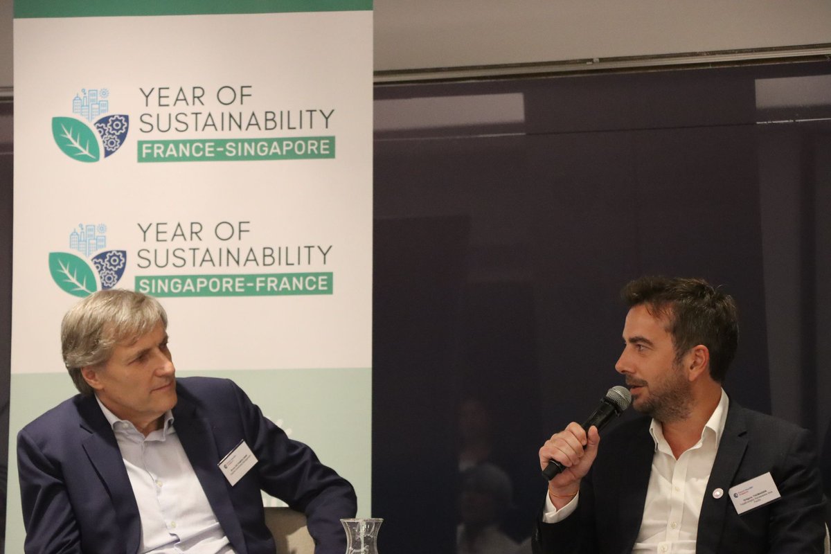 FranceinSG's tweet image. 🌱 @FrenchChamberSG with @FranceinSG hosted a Decarbonising 🇸🇬 &amp;amp; the Region #SIEW roundtable. @ENGIEgroup @airliquidegroup @SocieteGenerale @TotalEnergies @TikehauIM discussed hydrogen role in scaling renewables #energyprojects &amp;amp;  financing. @EMA_sg talked regional cooperation