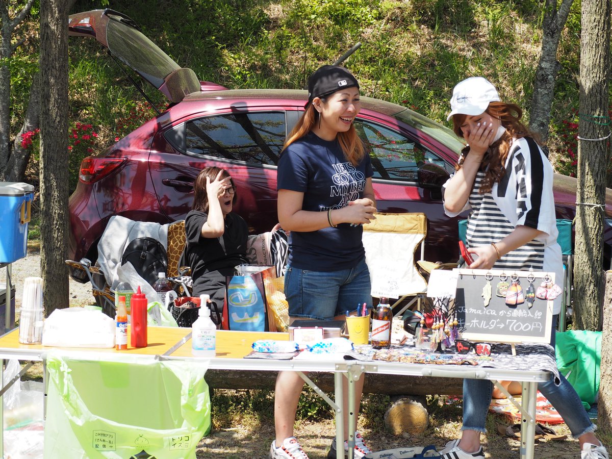 kissauf's tweet image. 写真整理2019年5月5日こどもの日
CLUB JAMROCK5周年

天気の良い日にサウンドシステムでレゲエを聴きながらみんなでワイワイできるの幸せ

としやくんならびに、関係者の皆様、いつも手伝ってくれる友人達、自由にさせてくれる嫁様に感謝

#reggae
#soundsystem
#JAMROCK
#野外イベント
#jerkchicken