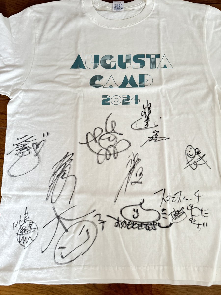 先程、こちらを受け取りました！
ありがとうございます😊

楽しかったオーガスタキャンプの思い出がまたひとつ増えました🎶
嬉しいー✨✨

初めてこういうのが当たったけど、みんなどうやって保管しているんだろ？🤔
仕事場に飾る？👕🤭

#オーガスタキャンプ
#AugustaCrew