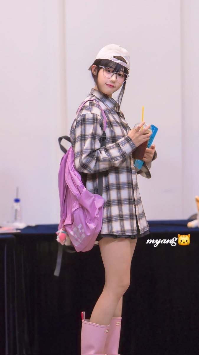 241020 디마뮤 히나📸

이게 공대여신인가.? 🐱🩵

@hapycb

#QWER #E #Hina #냥뇽녕냥 #장나영 https://t.co/K4saMWD0gt