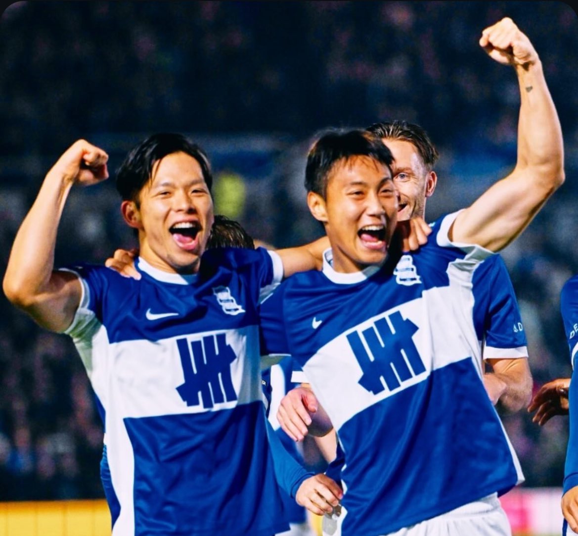 And I like it, I like it, I like it, I like it
I li-li-like it, li-li-li
Here we go, Iwata &amp; Paik Seung-Ho 

🇯🇵 🇰🇷