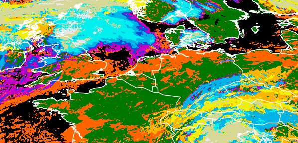 JarnoSchipper's tweet photo. @MeteoRoodescho1 Flink ook. Is echt de noordelijk helft die potdicht zit. https://t.co/CFVlc2sdQt