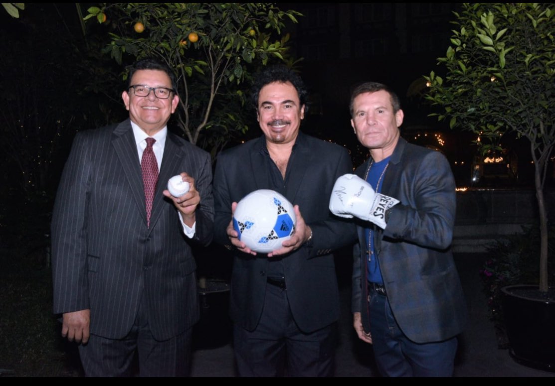 deportesWRADIO's tweet photo. LOS 3 REYES MAGOS 🫶🏼✨🇲🇽 https://t.co/AEJukuzd2r
