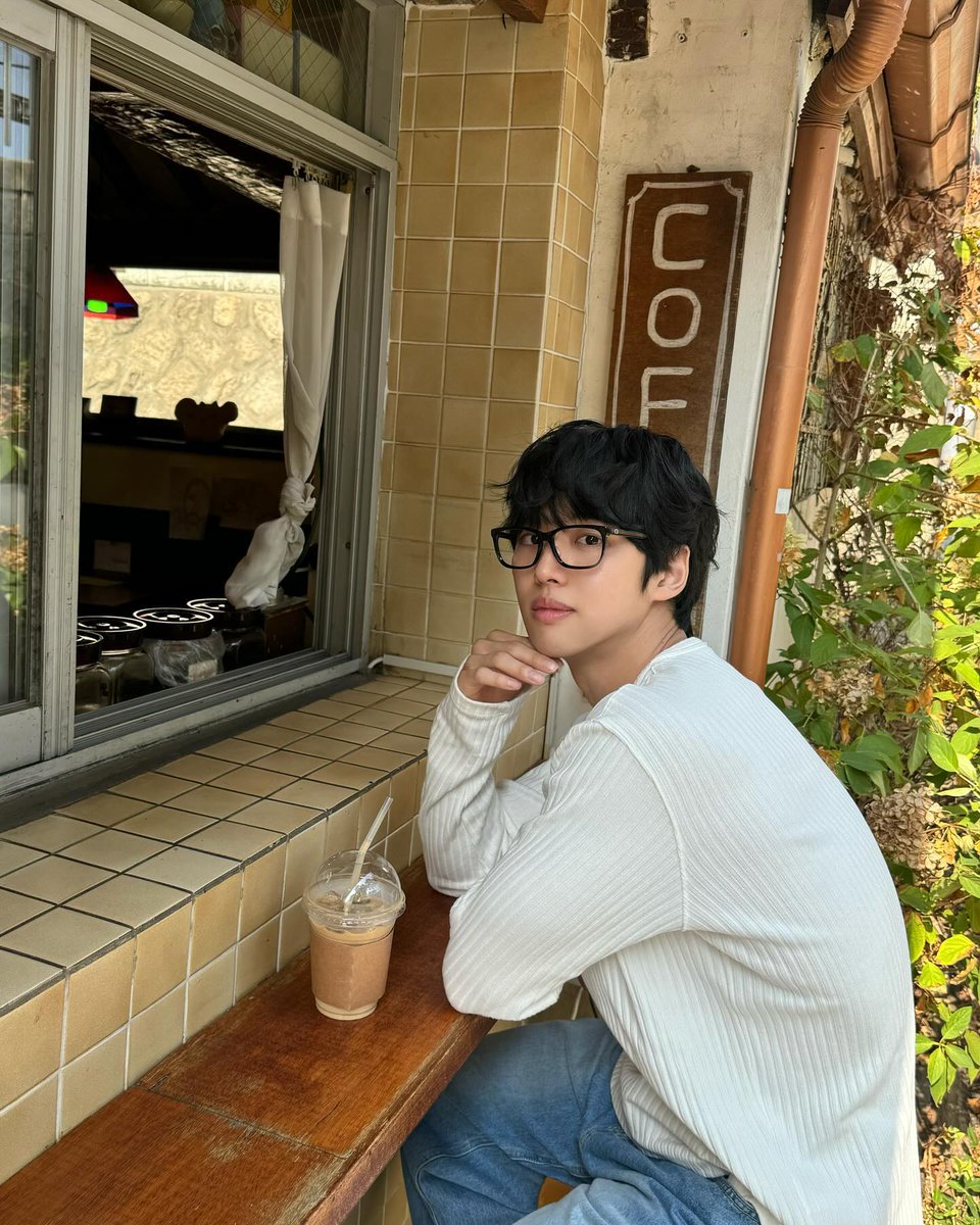 Hongseokkie saw Pentagon 🐥🌌 tweet media