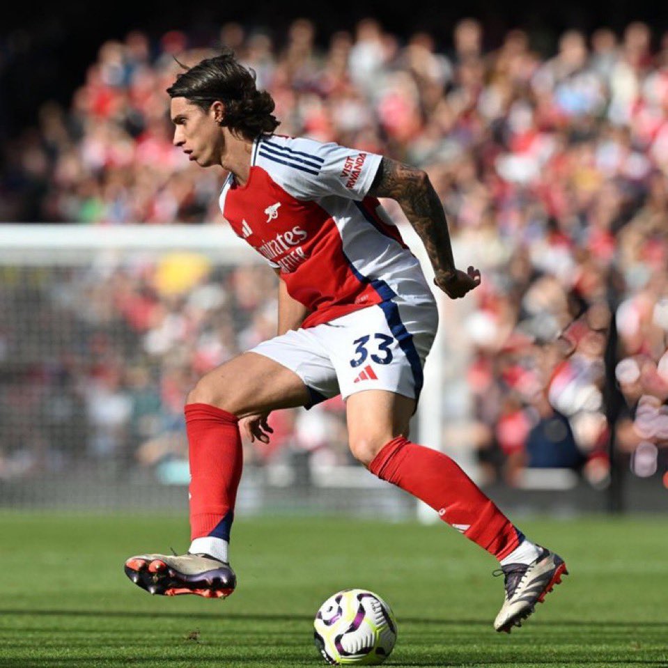 Floydchels's tweet photo. If I were an Arsenal fan, it'd automatically be Riccardo Calafiori, he's been so good for Arsenal and I'm so jealous
It's unfortunate he was injured at #ARSSHA yesterday, at the Champions League https://t.co/wuF4QkFeYa