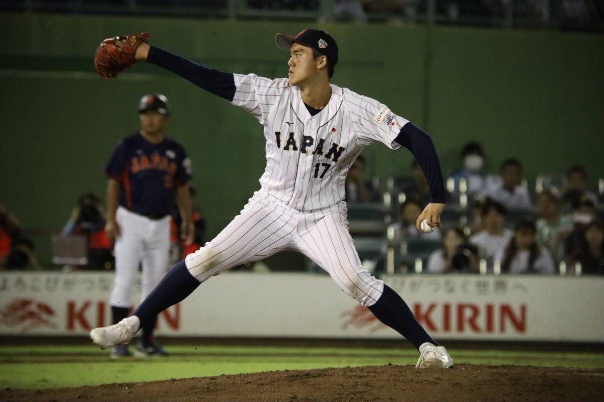 見つめる先は...

17歳の少年に

吉報が届きます様に