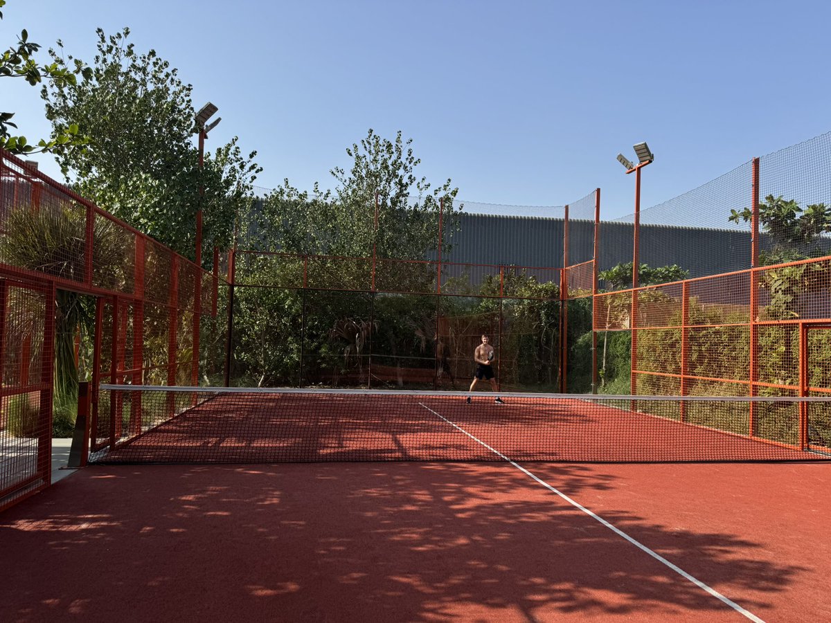 cryptokitty3x's tweet photo. gm nomads!

stay fit in Dubai with @oneofusgang 🎾 https://t.co/8OQdKCCprm