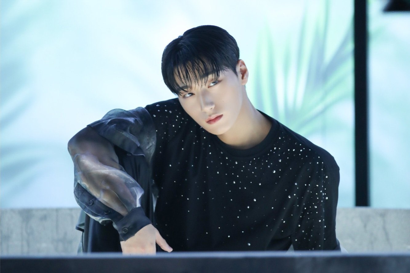 SAN ATEEZ HBD MD 2023 BIRTHDAY KIT MOOD LIGHT PHOTOCARD SET