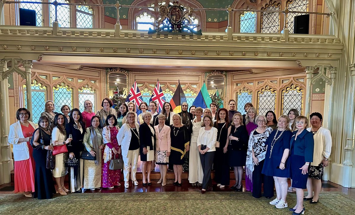 Representing BAWE, Luisa Bruna Caprotti attended the Presidents Reception at Government House, Sydney to start the FCEM - Femmes Chefs D'Entreprises Mondiales 71st World Congress in Australia 🇦🇺 

More info - governor.nsw.gov.au

#BAWE #WomenEntrepreneurs #WorldWideNetwork