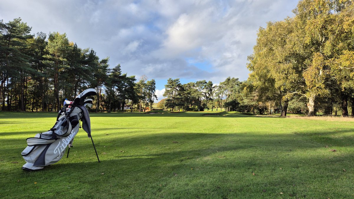 Cracking afternoon to play The Highgate <a href="/EnvilleGolf/">Enville Golf Club</a> ... Stunning Par 3's, Amazing Journey from 1 - 18 and beautiful surfaces. 

An absolute treat from start to finish 🏌🏽‍♂️

Big thank you to <a href="/andywoodgolf/">Andy Wood ⚫️⚪️</a> 👏🏼