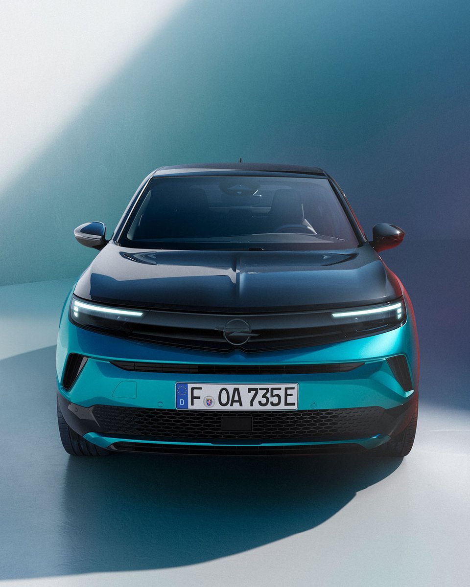 #OpelRevealDay: Meet the new #OpelMokka ⚡ featuring a sharpened design and smarter tech:
🚀 New Opel Blitz + LED lighting design
🚀 Wireless smartphone connectivity
🚀 180° HD rear-view camera