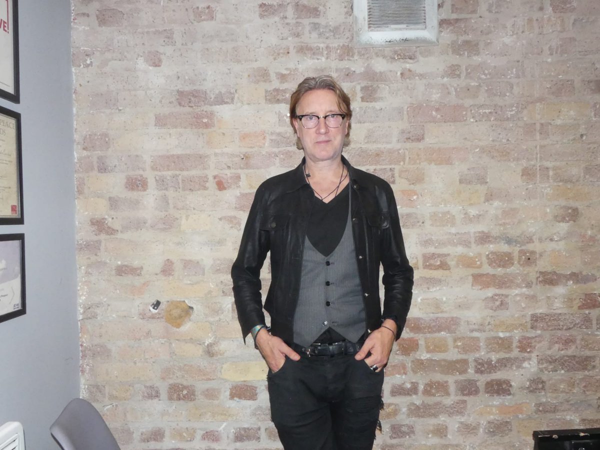 Explode The TV live on Sat 23 November @The Macbeth All Dayer on stage at 7.30pm!
Tickets here! dice.fm/partner/explod…