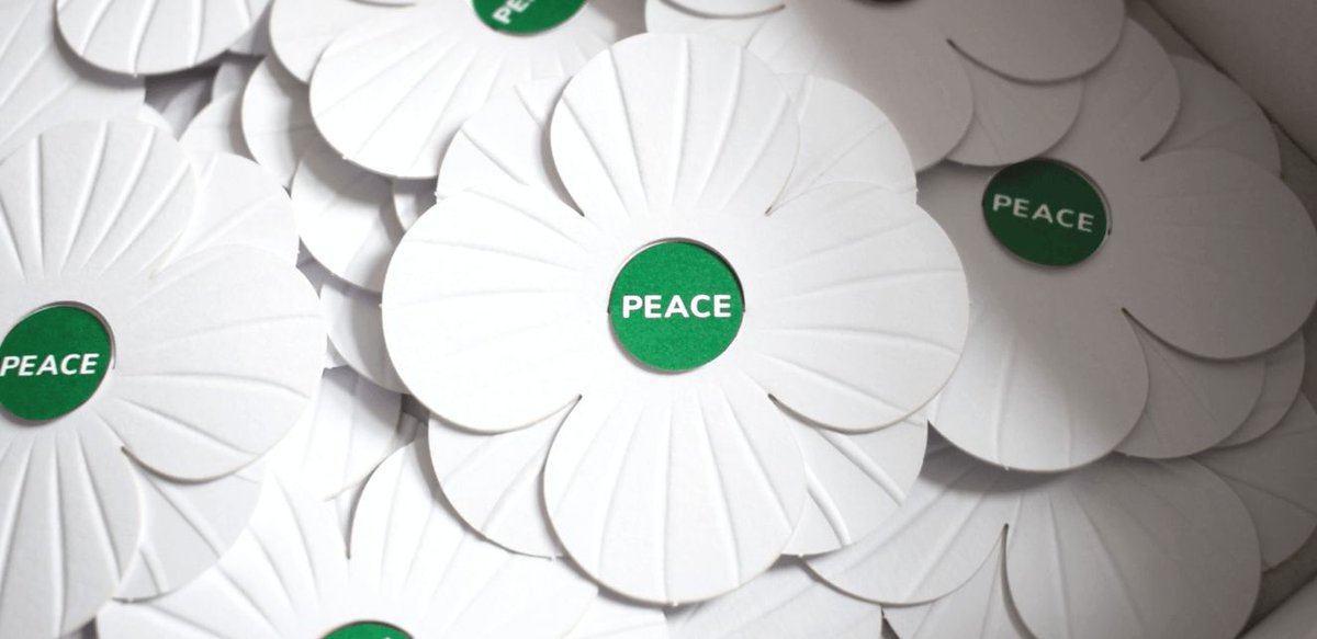 Greenham Women Everywhere (@greenhamwomen) on Twitter photo Every year in the run up to Remembrance Day and Remembrance Sunday, <a href="/PPUtoday/">Peace Pledge Union</a> distribute white poppies, in memory of all victims of war.
On Remembrance Sunday, events featuring white poppies take place around the UK.
Read more 👉 buff.ly/4f53DyO Every year in the run up to Remembrance Day and Remembrance Sunday, <a href="/PPUtoday/">Peace Pledge Union</a> distribute white poppies, in memory of all victims of war.
On Remembrance Sunday, events featuring white poppies take place around the UK.
Read more 👉 buff.ly/4f53DyO