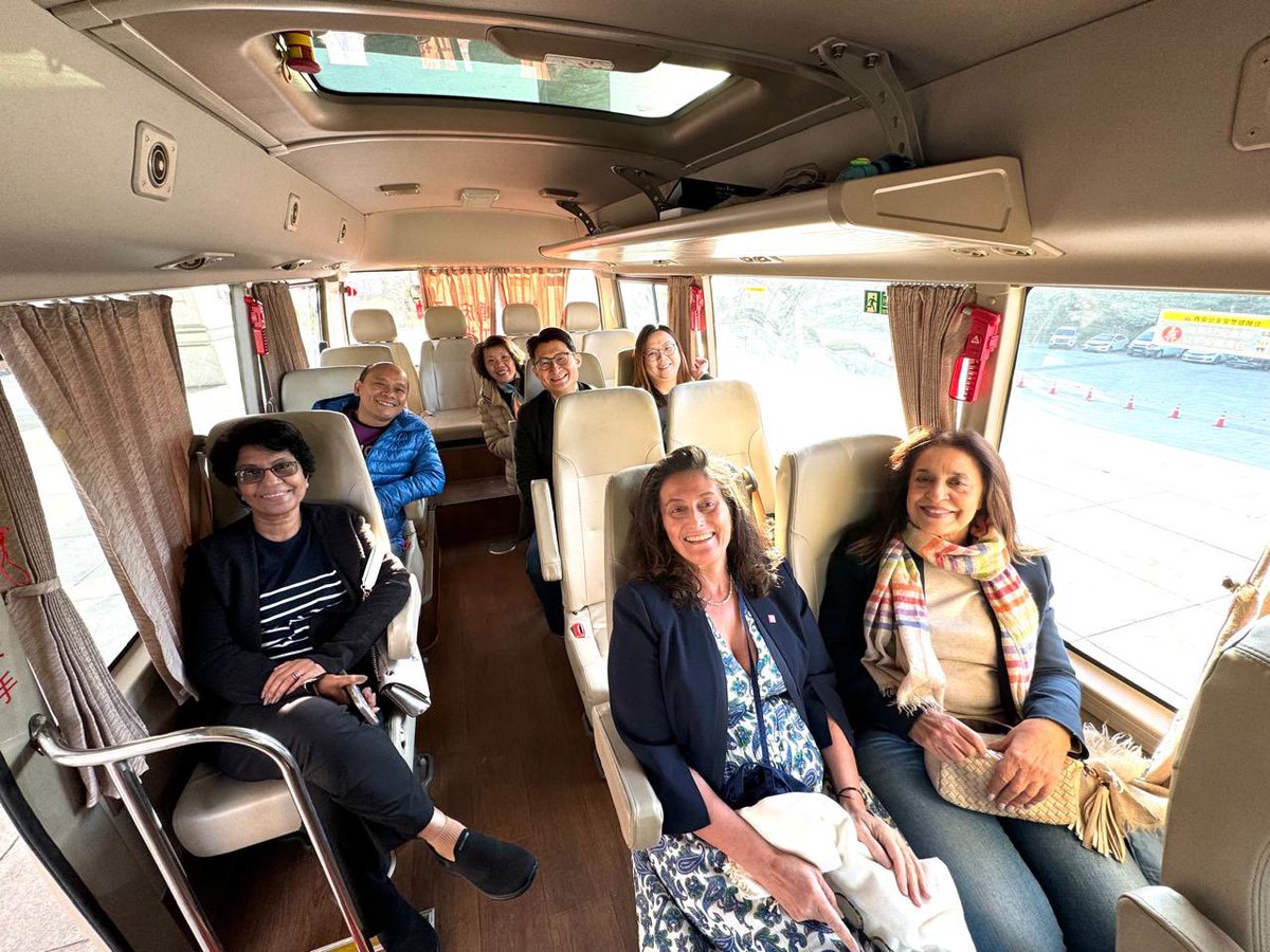 Paola Barbarino (@paolabarbarino) on Twitter photo It may be early in the morning but the first visit (hospital in Xiāan) is underway.<a href="/MeeraPattabira1/">Meera Pattabiraman</a> <a href="/RenuVohra/">Renu Vohra</a> <a href="/ardsi/">ARDSI India</a> It may be early in the morning but the first visit (hospital in Xiāan) is underway.<a href="/MeeraPattabira1/">Meera Pattabiraman</a> <a href="/RenuVohra/">Renu Vohra</a> <a href="/ardsi/">ARDSI India</a>