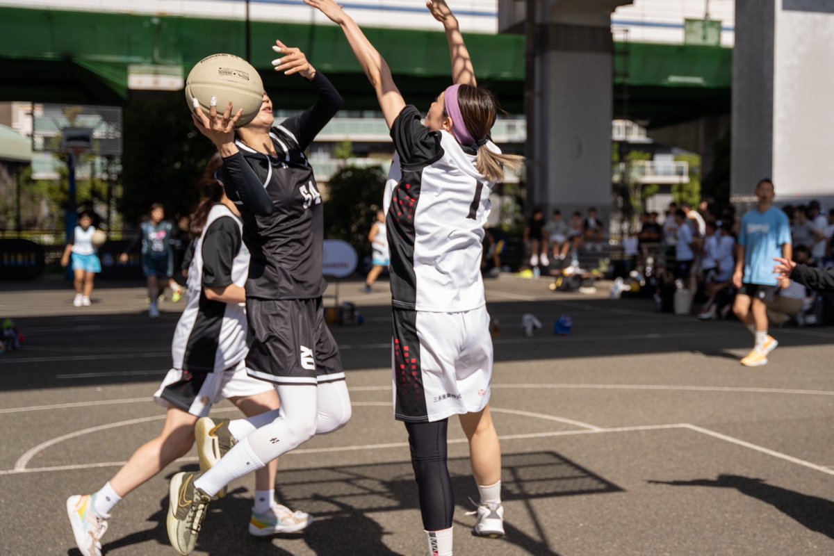 kobegames_jp's tweet photo. 【KOBE GAMES 2024】
2024.9.16（Mon.）

#kobegames 
#kobegames2024 
#KOBE 
#basketball
#streetball
#みなとのもり公園 
#神戸
#reggae
#CHEHON 
#SHADY
#cheerleader 
#drums 
#foodtrack https://t.co/PNRrm8BXqm