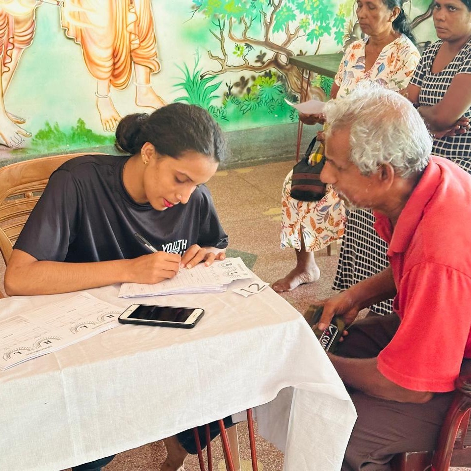 On Oct 3rd, we distributed specs at Kolonnawa Purana Raja Maha Vihara. On the 10th, we offered specs, blood tests, and medical advice at Colombo. Your health matters! #RaviK