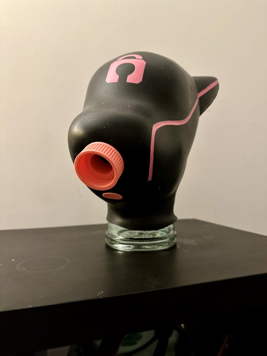 The KinkyBiologist tweet media