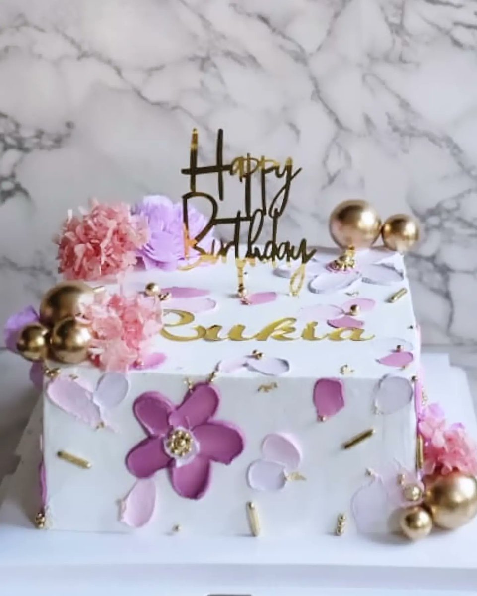 The_FoodLibrary's tweet image. Shades of purple &amp;amp; pink for Rukia 💜💕