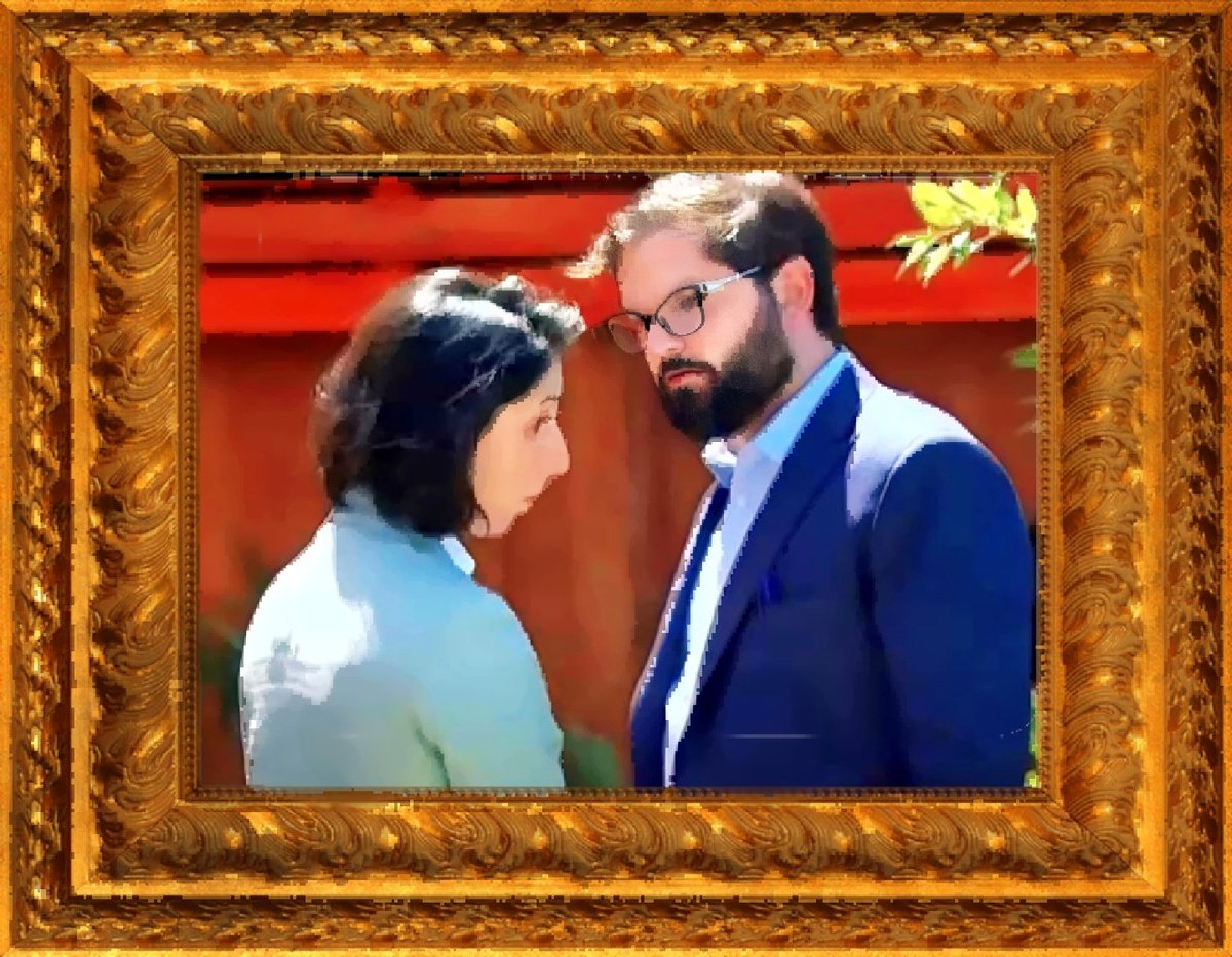 no48357477's tweet photo. #GobiernoTerminado #MonsalveViolador @GabrielBoric como llamaré a esta pintura? 🤔
1_ Misoginia de primavera .
2_ Misantropo enyeguecido .
3_ Enajenación de medio día .
😒 Me dió pena la niña 👊 eres un maricon desquiciado 🙄 #NuevoRetiro #MegaInforma👊 #BoricElDéspota 🎃 https://t.co/wLEqeG0bj3