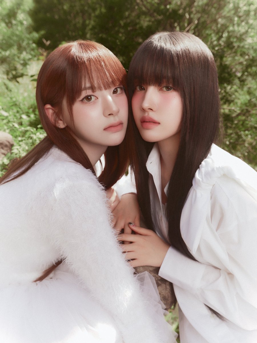GajykbubEAA-33_