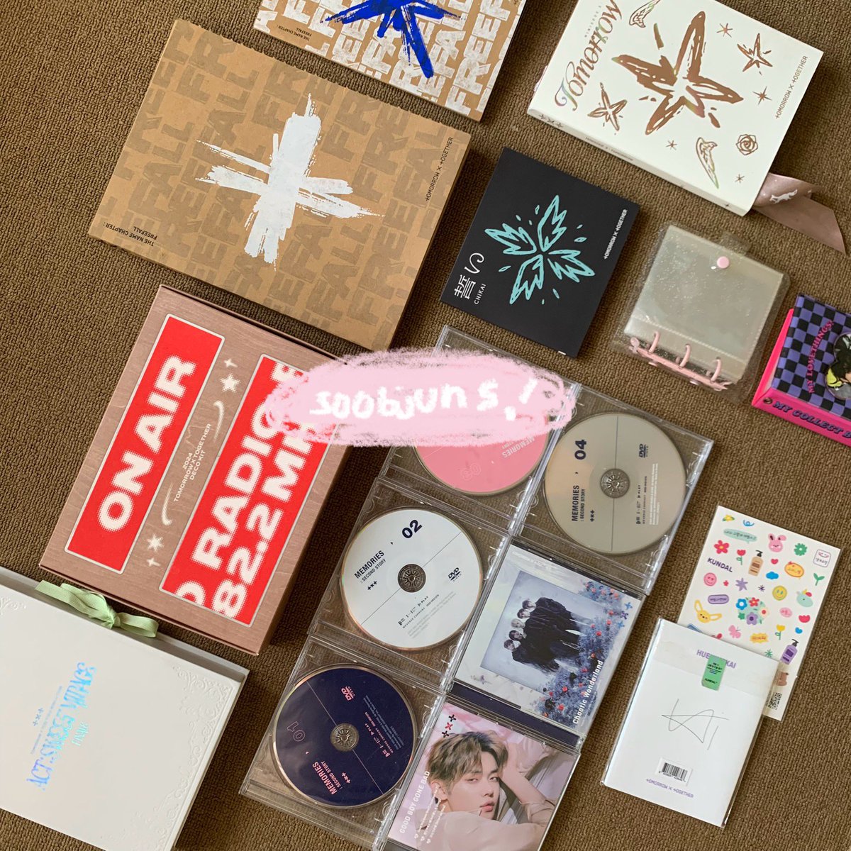 o__ozuo's tweet photo. 🧩💥 …  buy merch ≠ free keychain!  🛒
clearance / downsizing aab txt  ! wts lfb 

📝 keychain sav131or bebas pilih member
💧 beli lebih dari 1OOk get two freebies!

                                                                       #pasartxt 
open the post! https://t.co/sp4g8lcL26