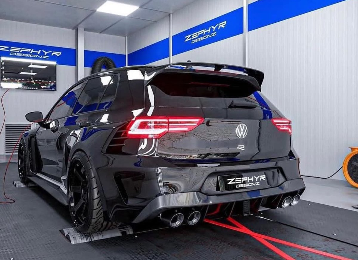 Golf R
