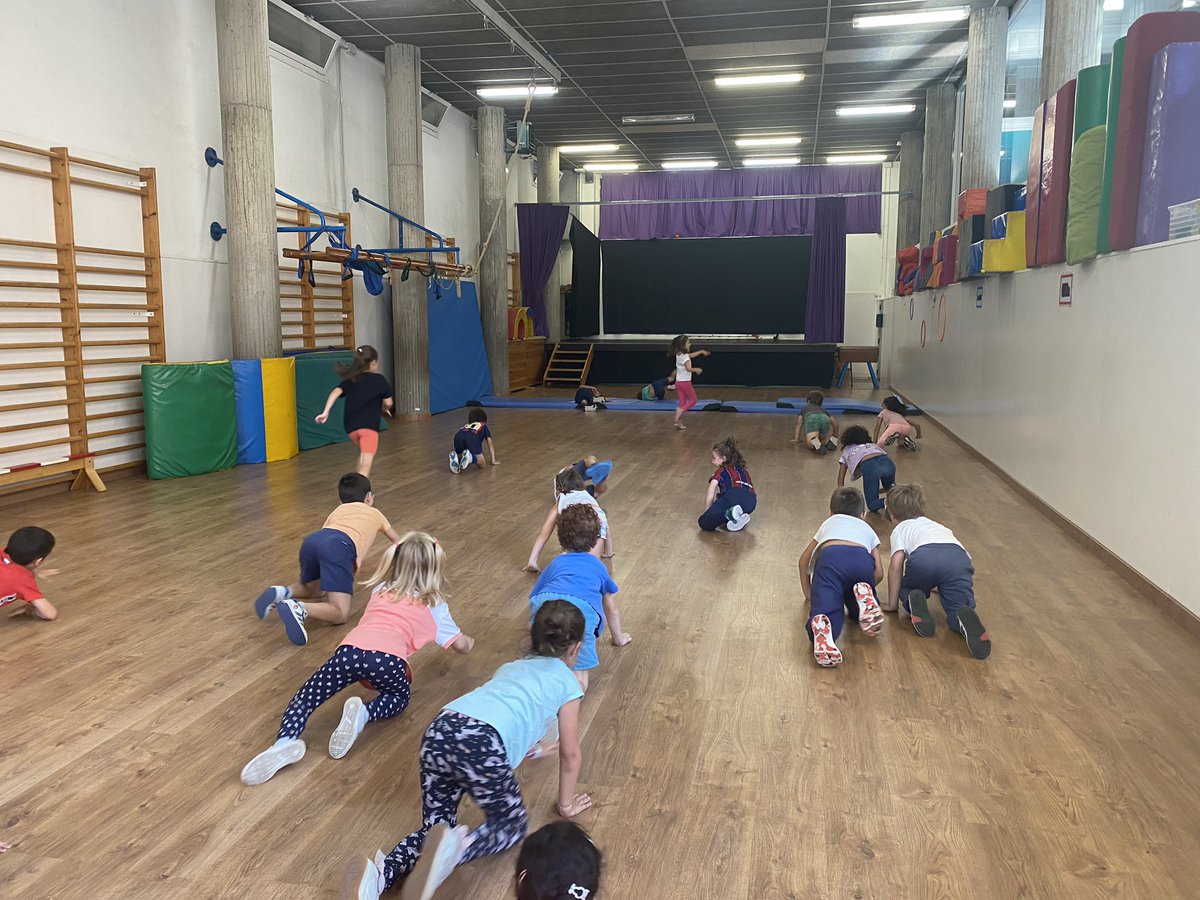 Escola Ítaca tweet media