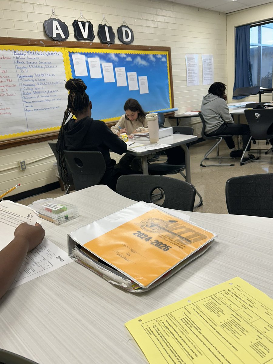 Our AVID scholars are working through the tutorial process this morning. #AVIDRocks #ExcellenceInspiredEveryday