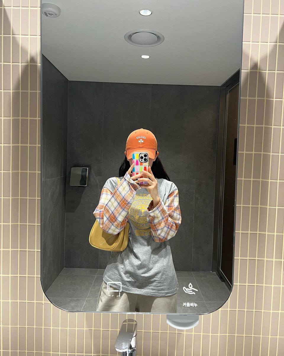𝐫ed ♡ 𝐥ad𝕚es tweet media
