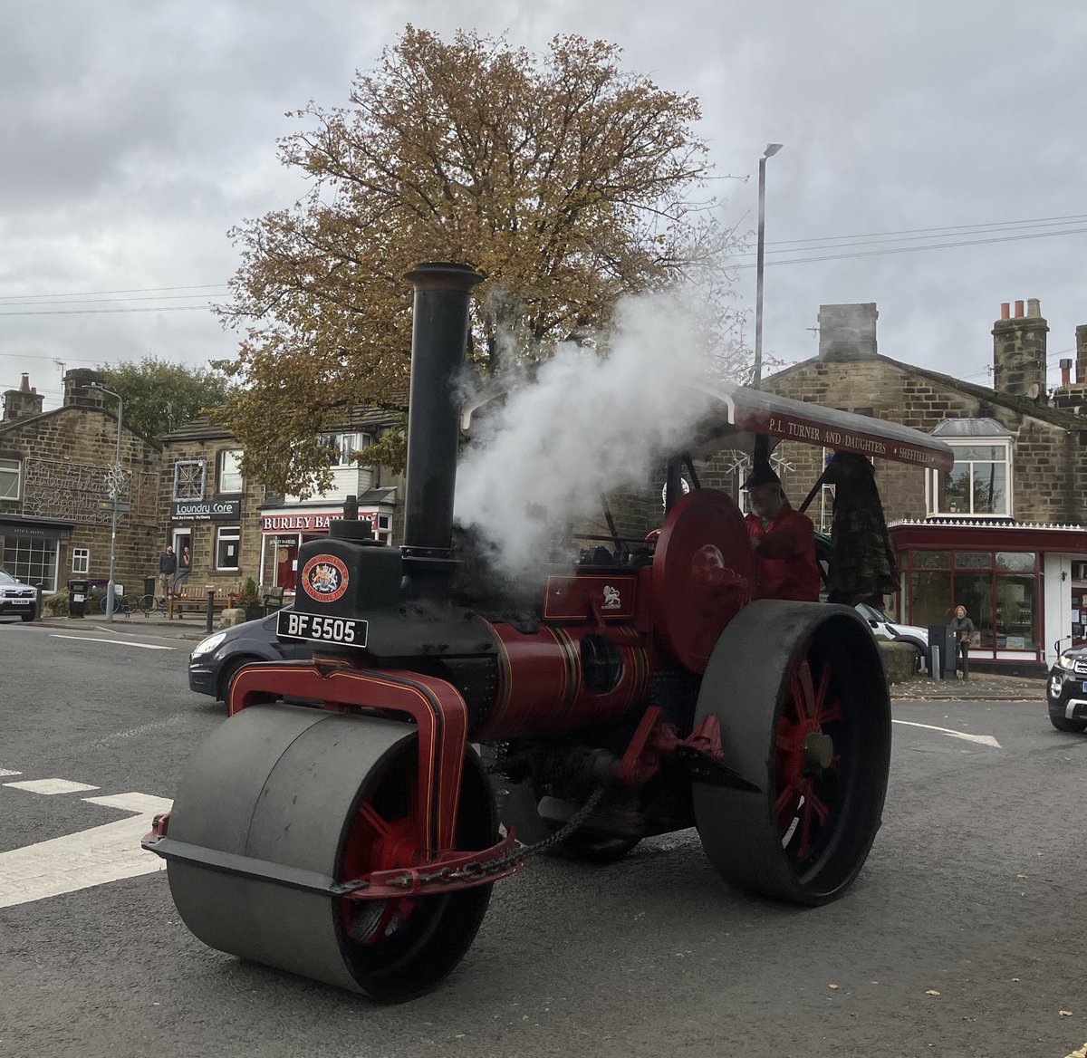 DerekTwine's tweet photo. Bit of a traffic jam down in the village this morning https://t.co/DfgFHAqDdN