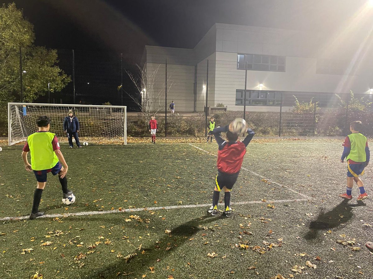 More training for our u13’s all thanks to the support from <a href="/ScotFANorth/">North</a> <a href="/ScottishFA/">Scottish FA</a>  and @Scottish Gas.