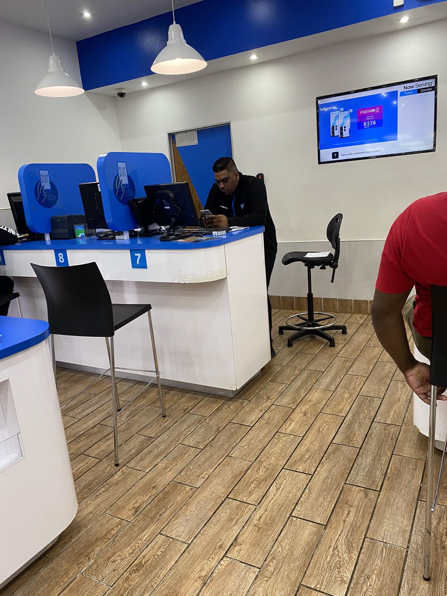 Silangwe_Sicelo's tweet photo. @TelkomZA PMB Liberty Mall Store, the queues of F@$&amp; long and your employees are busy on their phone! We do not have the whole day https://t.co/447q9A2k6z